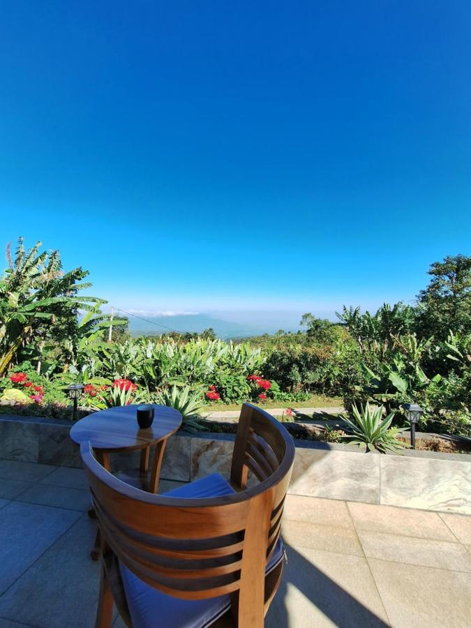 Manigelang Villa Мундук Экстерьер фото